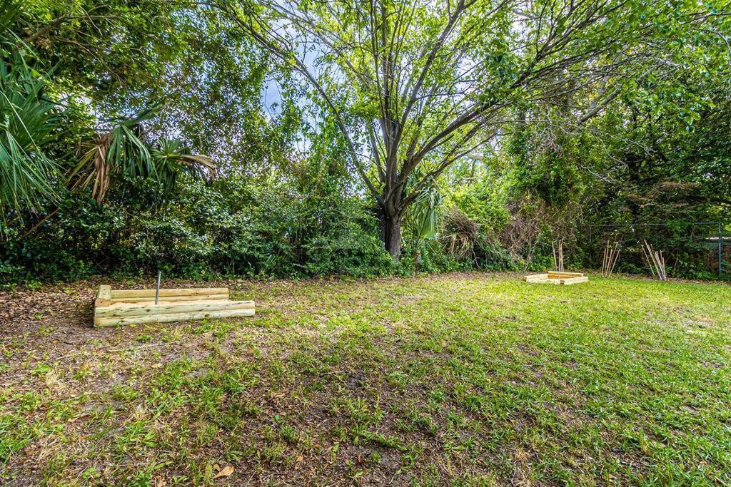 Gorgeous Centrally Located Ocean View 2 King, Huge Private Yard & Deck, Firepit, Bbq, & Game Tables Myrtle Beach Exteriör bild
