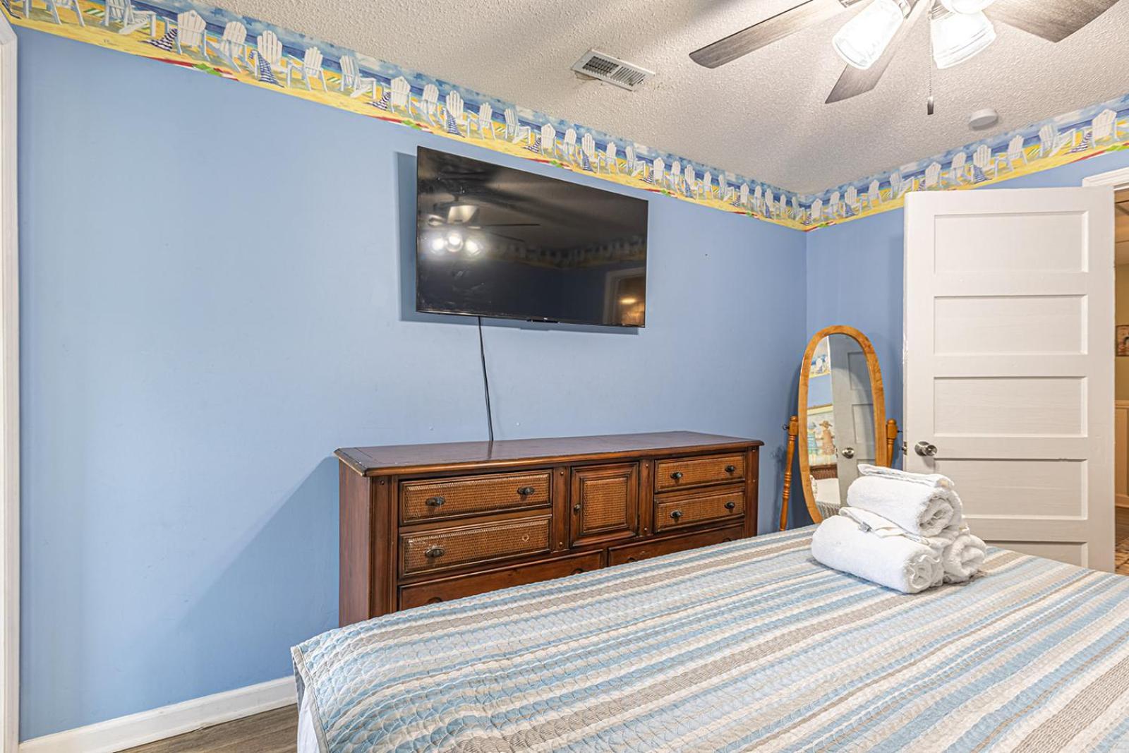 Gorgeous Centrally Located Ocean View 2 King, Huge Private Yard & Deck, Firepit, Bbq, & Game Tables Myrtle Beach Exteriör bild