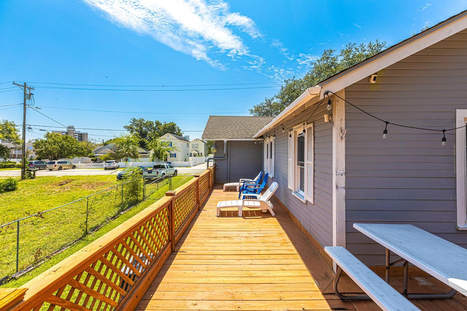 Gorgeous Centrally Located Ocean View 2 King, Huge Private Yard & Deck, Firepit, Bbq, & Game Tables Myrtle Beach Exteriör bild